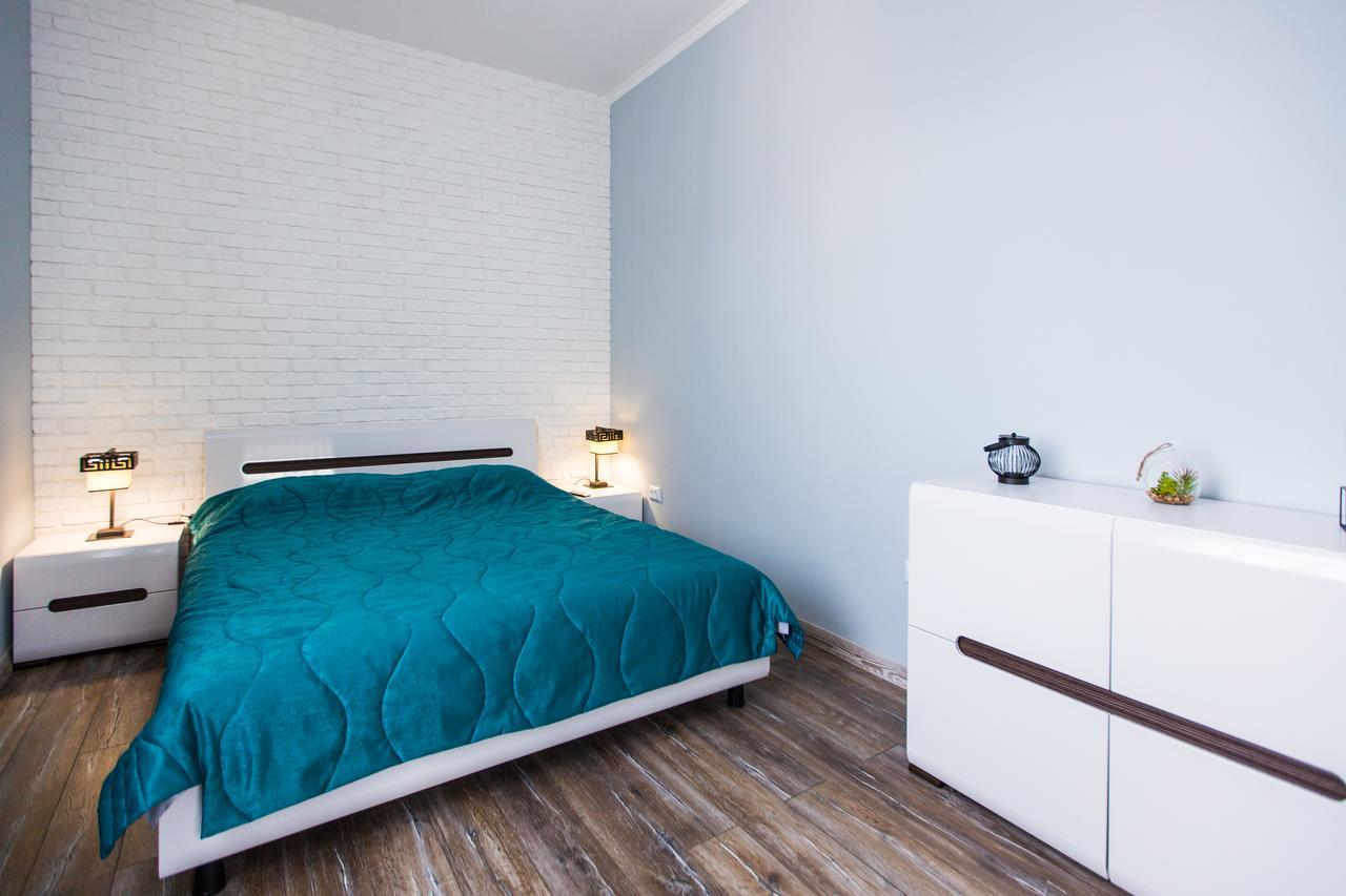 1 Bedroom Apartment Near Elizabeth'S The Cathedral ลวีฟ ภายนอก รูปภาพ